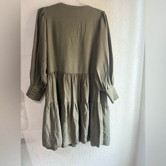 Arna York DRESS BIANCA TIERED  collection women’s dress size 20 on olive green - Picture 6 of 8